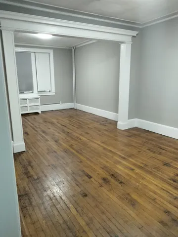 $1,822 | 291 Central Avenue, Unit B2, Jersey City, NJ 07307