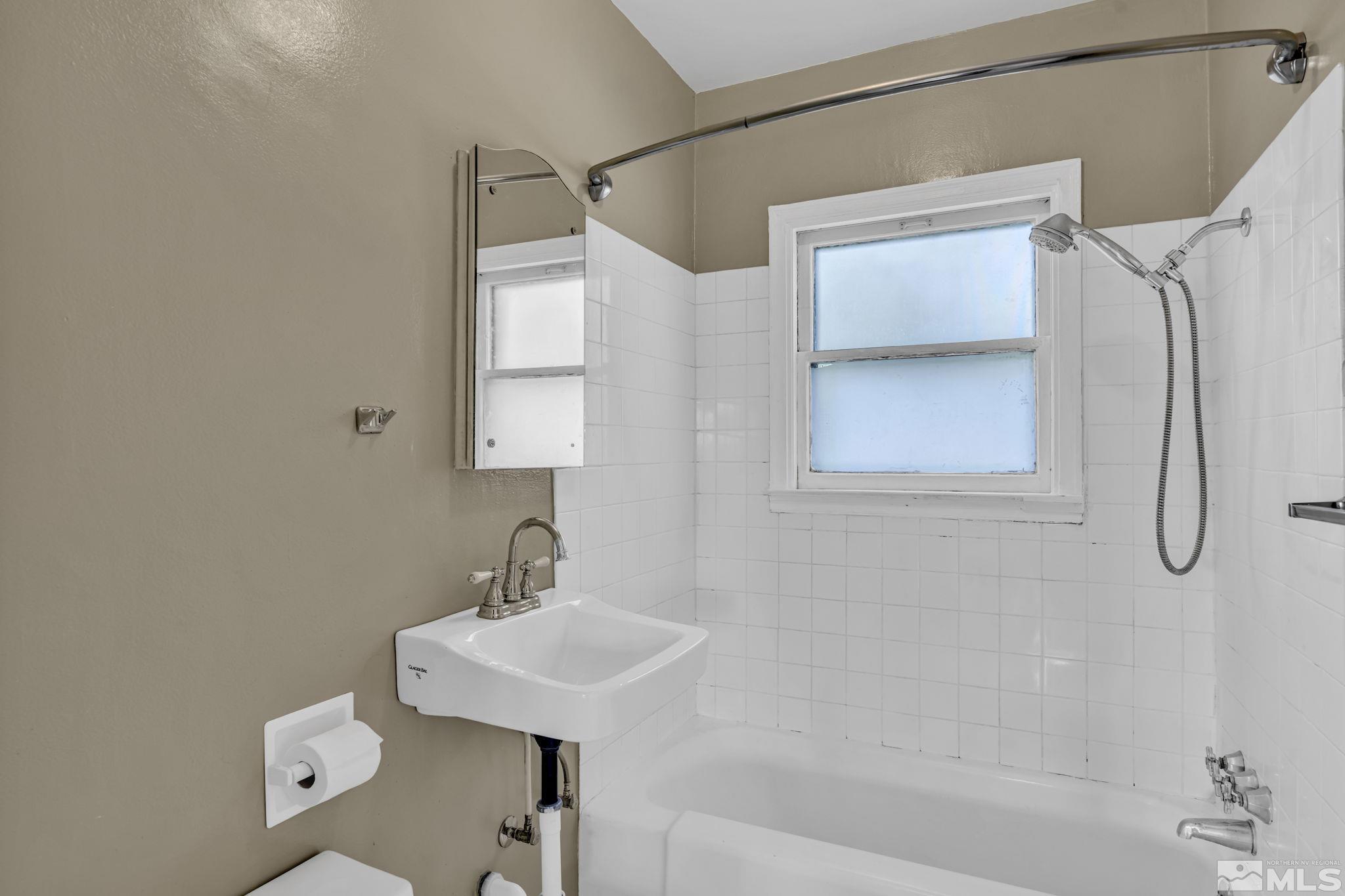 251 Crampton Street Reno, NV 89502 - Photo 17 of 40 Photo 17