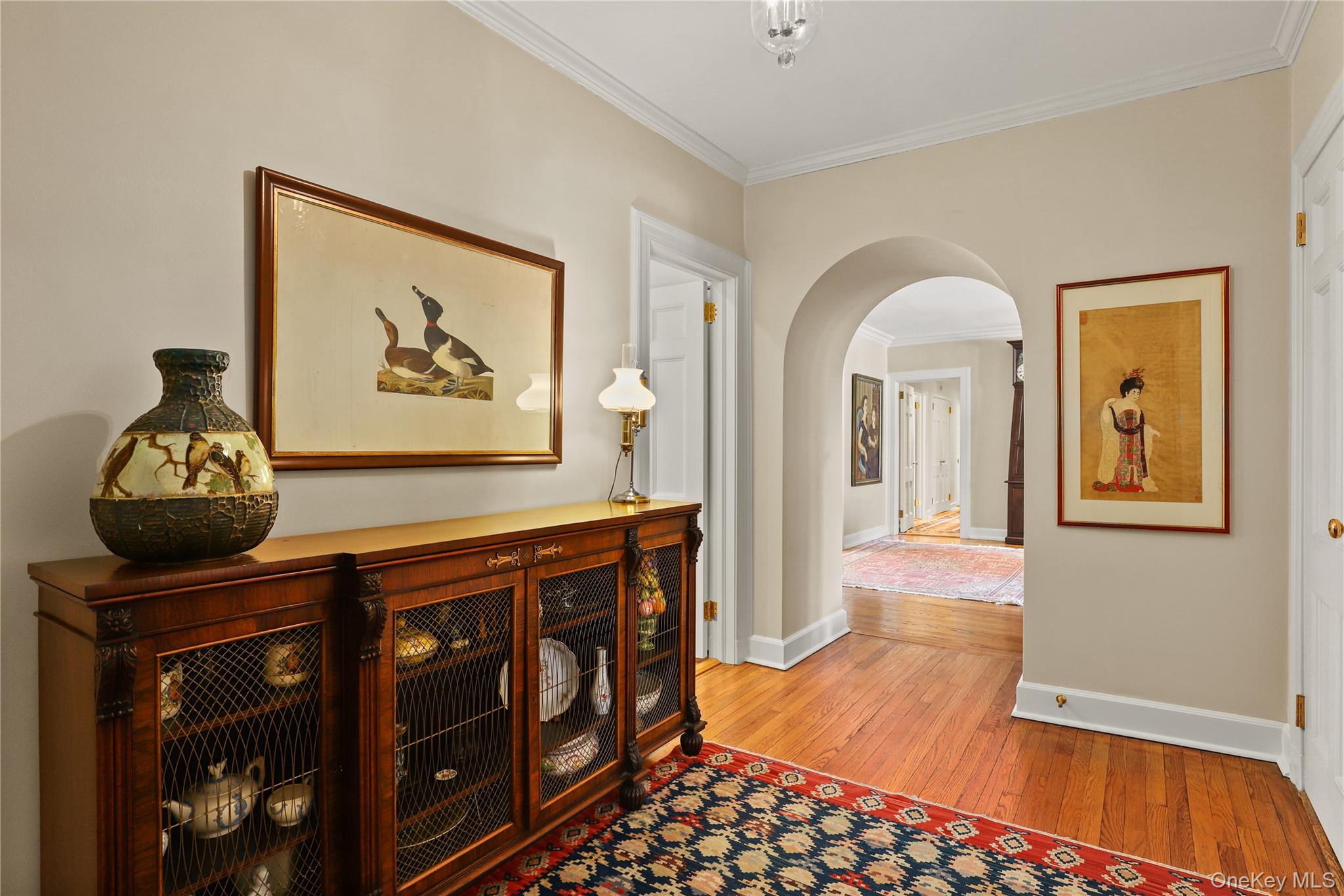 6 Brooklands, Unit 2D Bronxville, NY 10708 - Photo 2 of 23