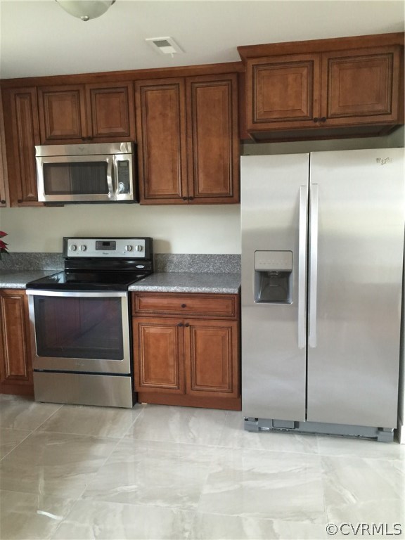 5315 Courthouse Road Chesterfield, VA 23832 - Photo 6 of 23 a close view of cabinet