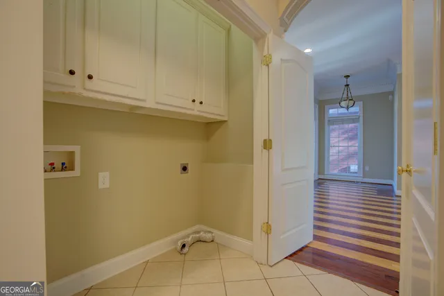 a view of a wooden fence