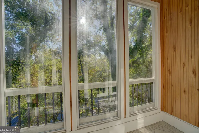 a view of utility room