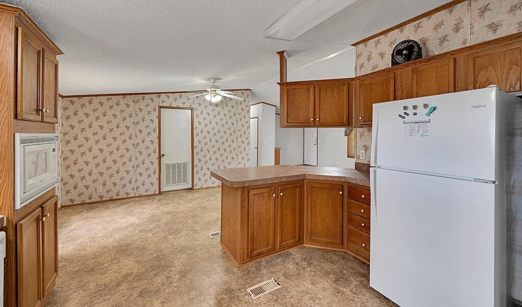 652 Middle Windsor Road McGregor, TX 76657 - Photo 14 of 40