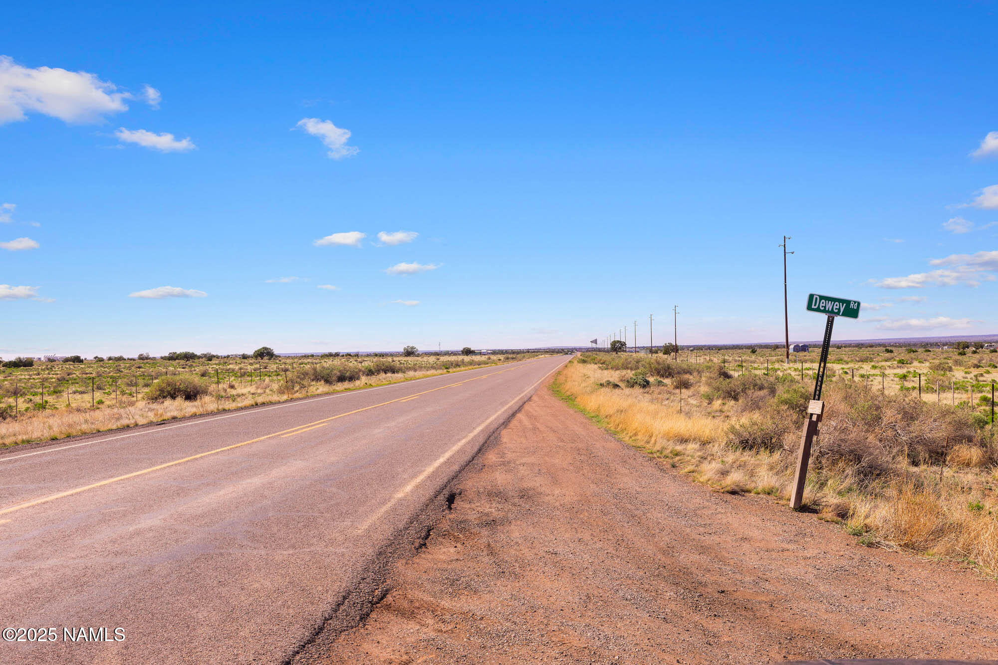 2118 Carmen Road Williams, AZ 86046 - Photo 19 of 23 a view of a swimming pool and an ocean