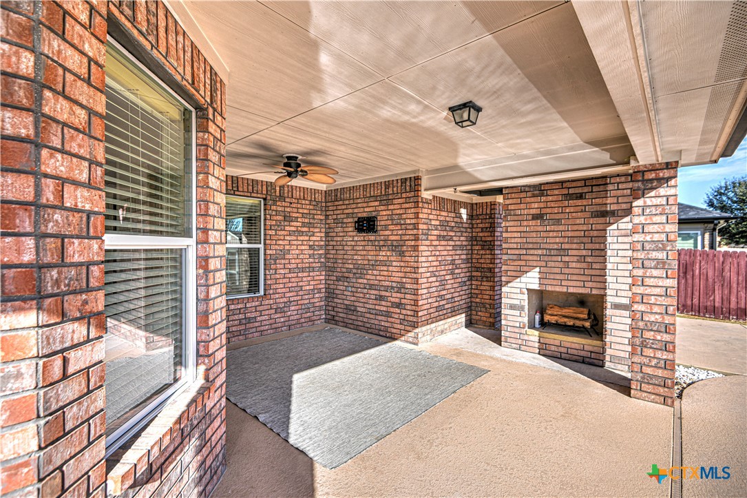 3106 Pitchfork Circle Belton, TX 76513 - Photo 32 of 45 a balcony view with a fireplace