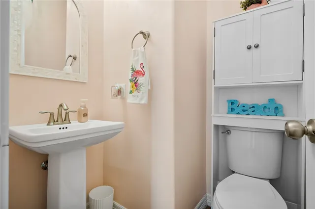 $644,000 | 114 Boardwalk Avenue, Rockport, TX 78382