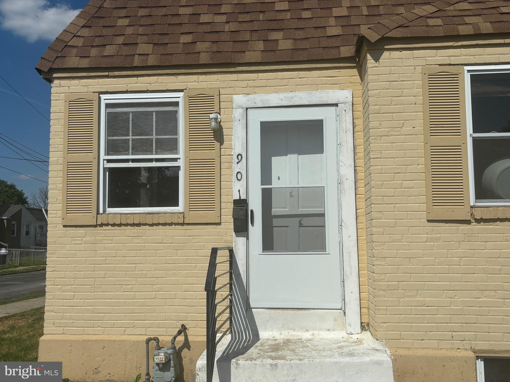 901 Pine Road Sharon Hill, PA 19079 - Photo 3 of 16 Gallery Image 3
