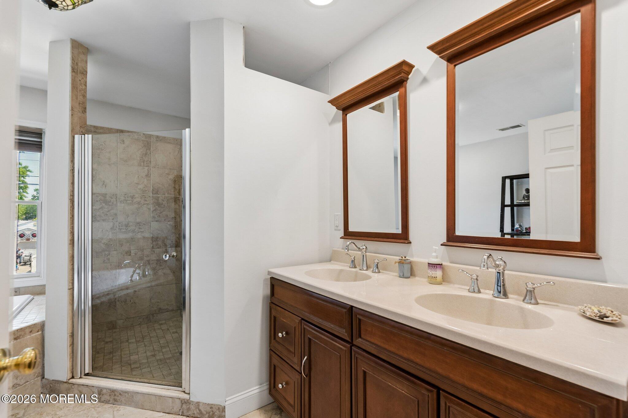2412 Willow Street Point Pleasant, NJ 08742 - Photo 37 of 46 007