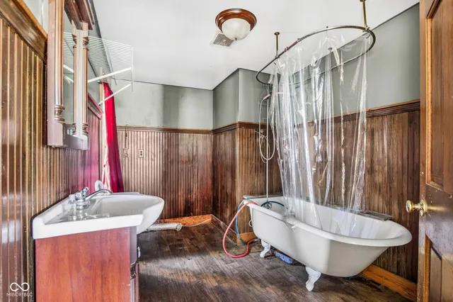 $170,000 | 5681 South 500 East, Greenfield, IN 46140