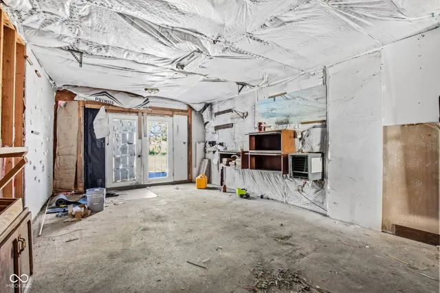 $170,000 | 5681 South 500 East, Greenfield, IN 46140