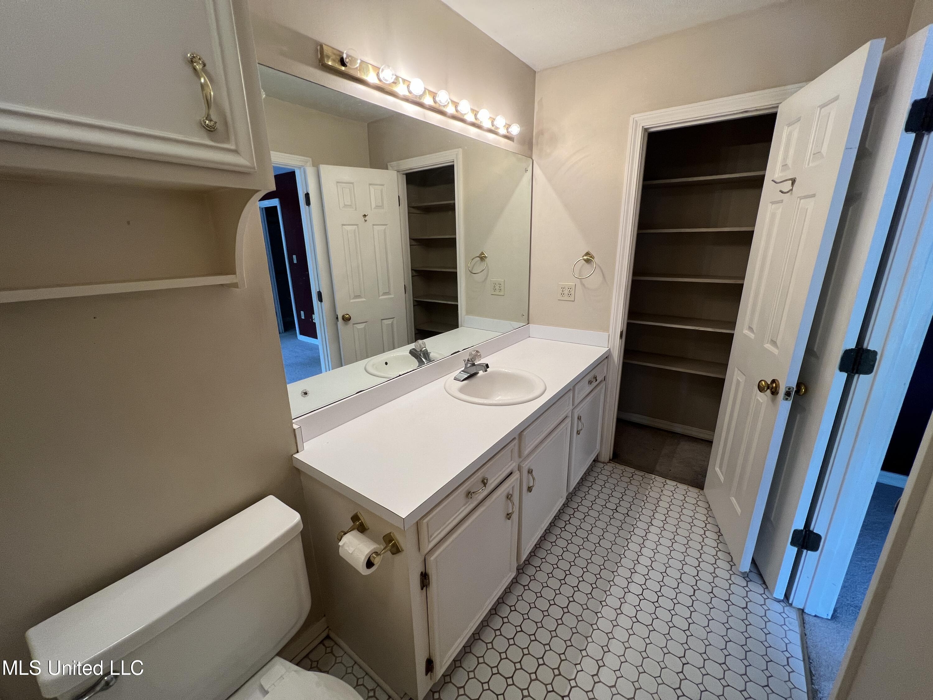 515 Boardwalk Boulevard Ridgeland, MS 39157 - Photo 17 of 28 AE9B9415-C867-4305-A1A4-C81BFF145E3B