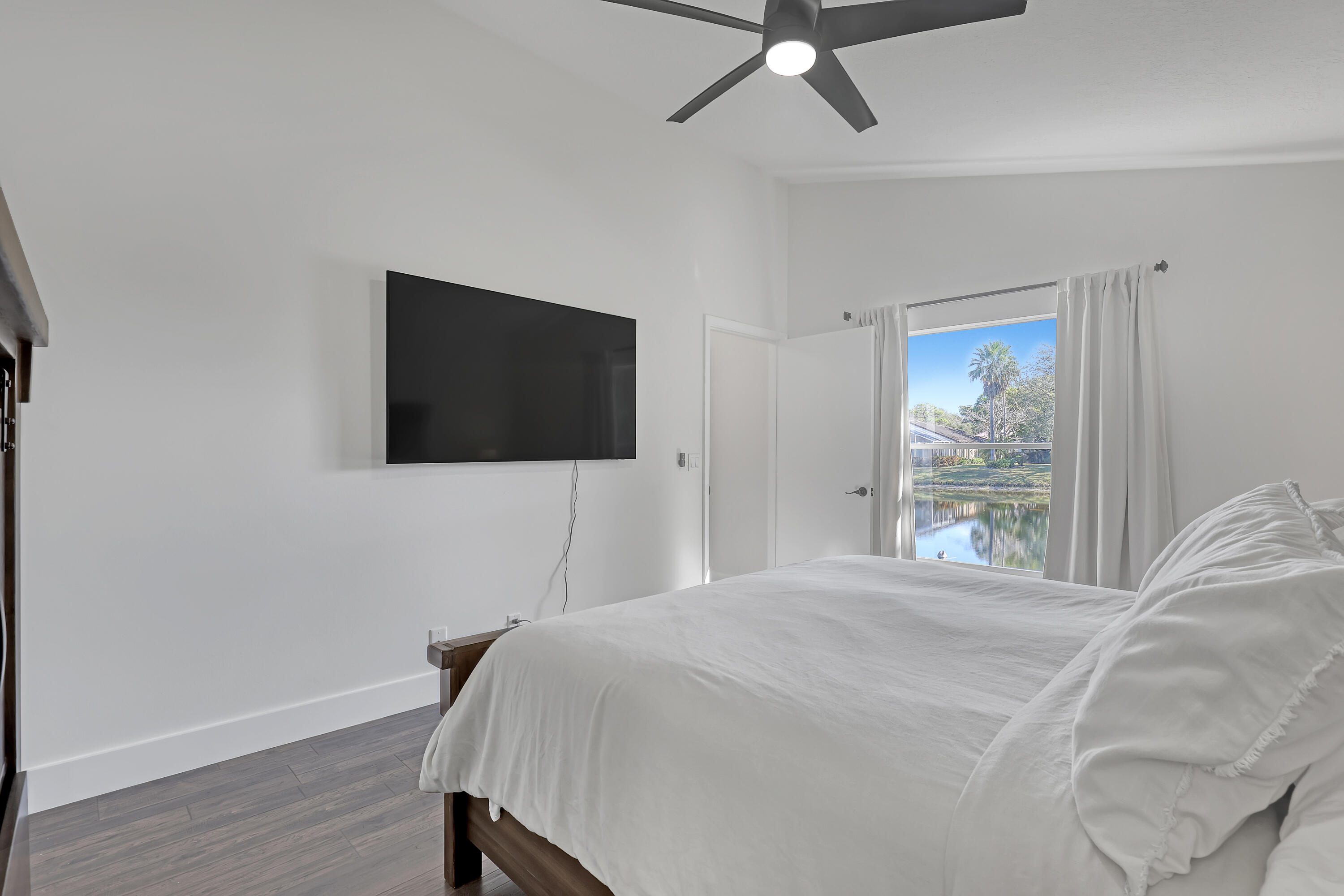 357 Hammocks Trail Greenacres, FL 33413 - Photo 16 of 41 357 Hammocks Trail (17)