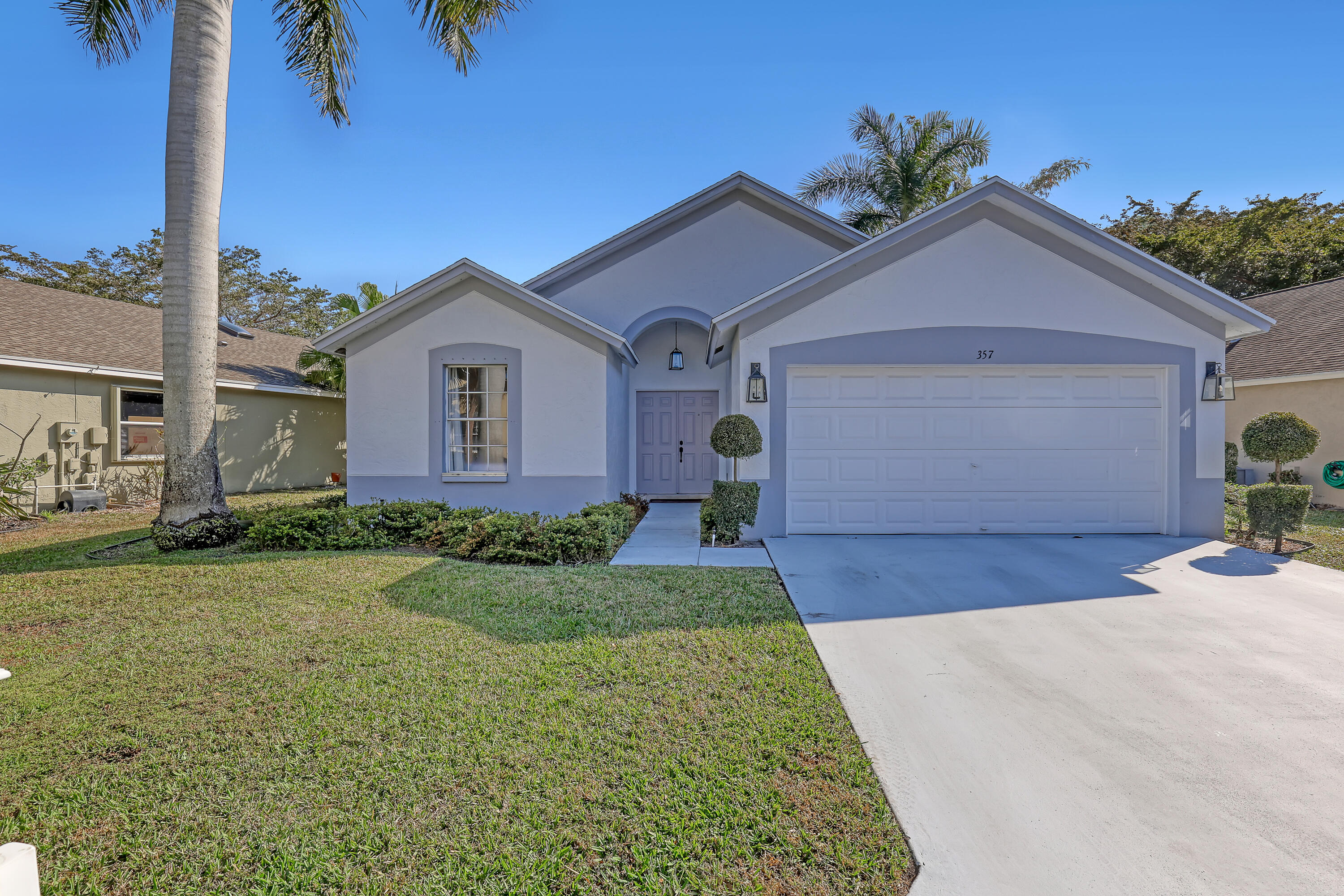 357 Hammocks Trail Greenacres, FL 33413 - Photo 2 of 41 357 Hammocks Trail (2)