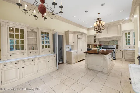 $895,000 | 103 Albany Avenue, Kingston, NY 12401