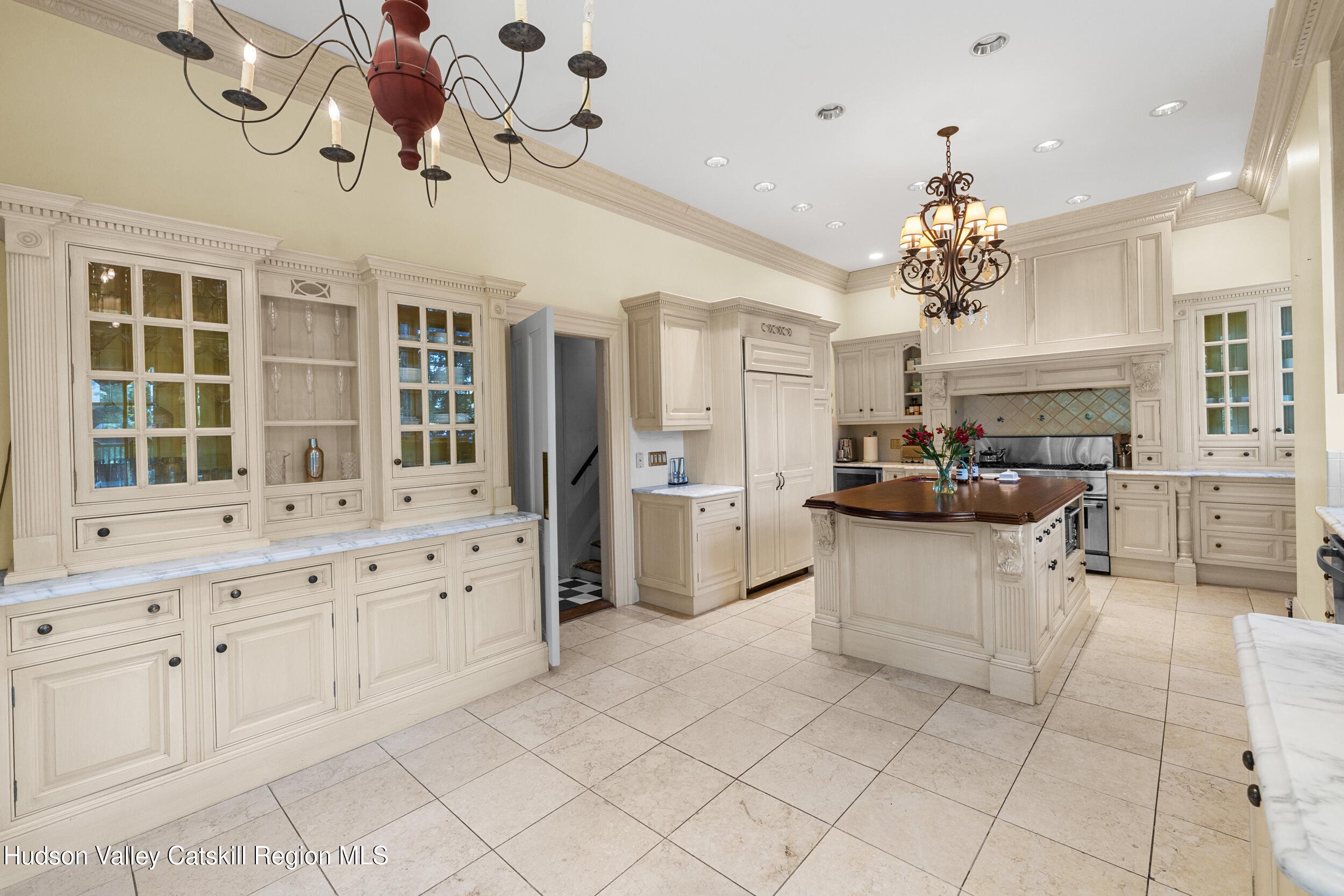 103 Albany Avenue Kingston, NY 12401 - Photo 17 of 34 IMG_0297-2 (1)