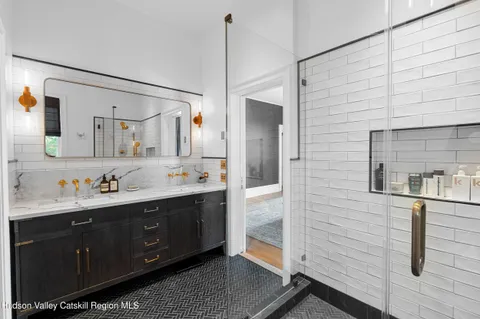 $895,000 | 103 Albany Avenue, Kingston, NY 12401