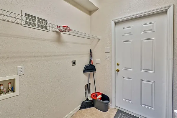 $2,200 | 2710 Northwest 104th Court, Unit B, Gainesville, FL 32606
