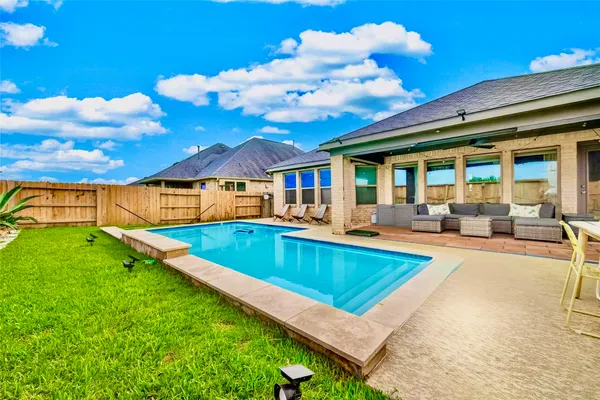 $3,200 | 1643 Pickford Knolls Lane, Brookshire, TX 77423