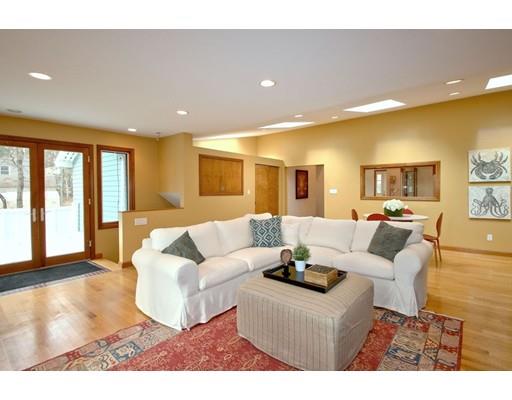 251 Hudson Road Sudbury, MA 01776 - Photo 5 of 20