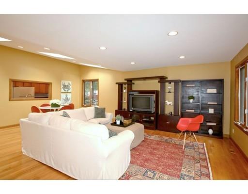 251 Hudson Road Sudbury, MA 01776 - Photo 8 of 20