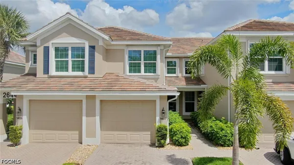 front view of house with a yard