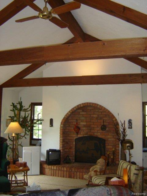 5071 Orion Road Rochester, MI 48306 - Photo 2 of 24 Family Room