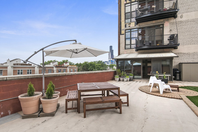 1503 South State Street, Unit 306 Chicago, IL 60605 - Photo 12 of 13