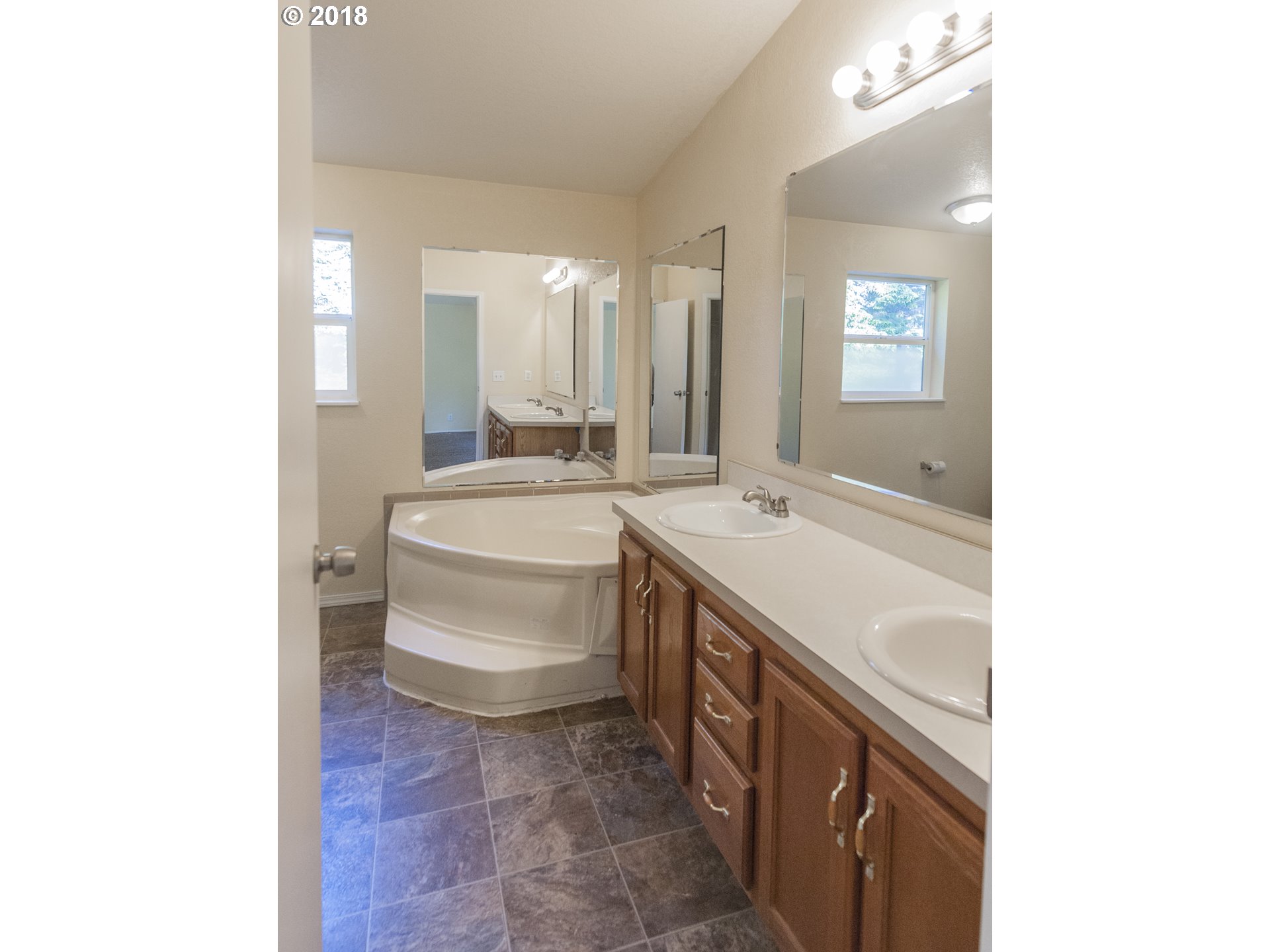 53790 Rosa Road Bandon, OR 97411 - Photo 25 of 29 Gallery Image 25