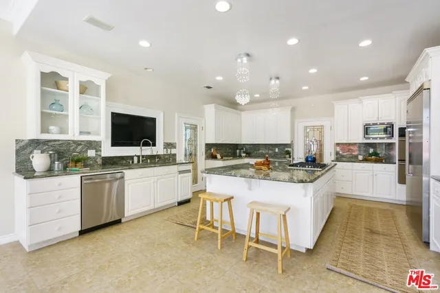 $4,500,000 | 5679 White Cloud Circle, Westlake Village, CA 91362