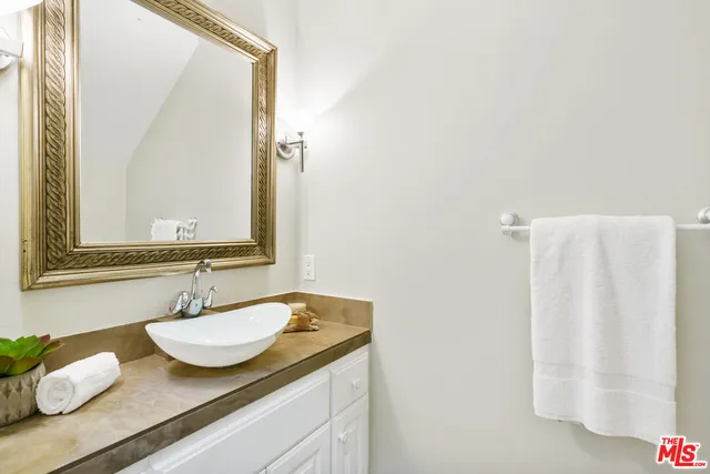 $4,500,000 | 5679 White Cloud Circle, Westlake Village, CA 91362