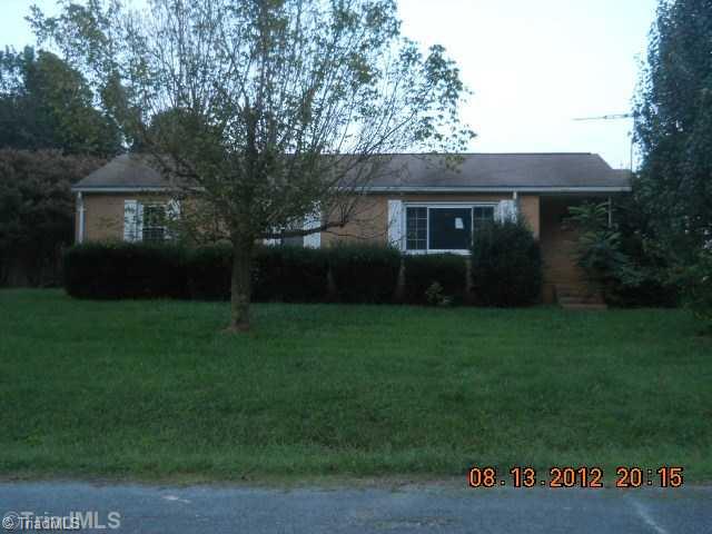 3336 Beavercreek Road Randleman, NC 27317 - Photo 1 of 4 Exterior Front.