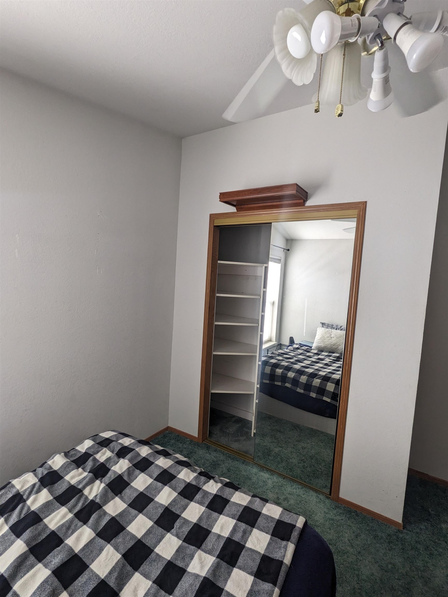 4112 East Center Road, Unit 35 Mead, WA 99021 - Photo 25 of 41 Gallery Image 25