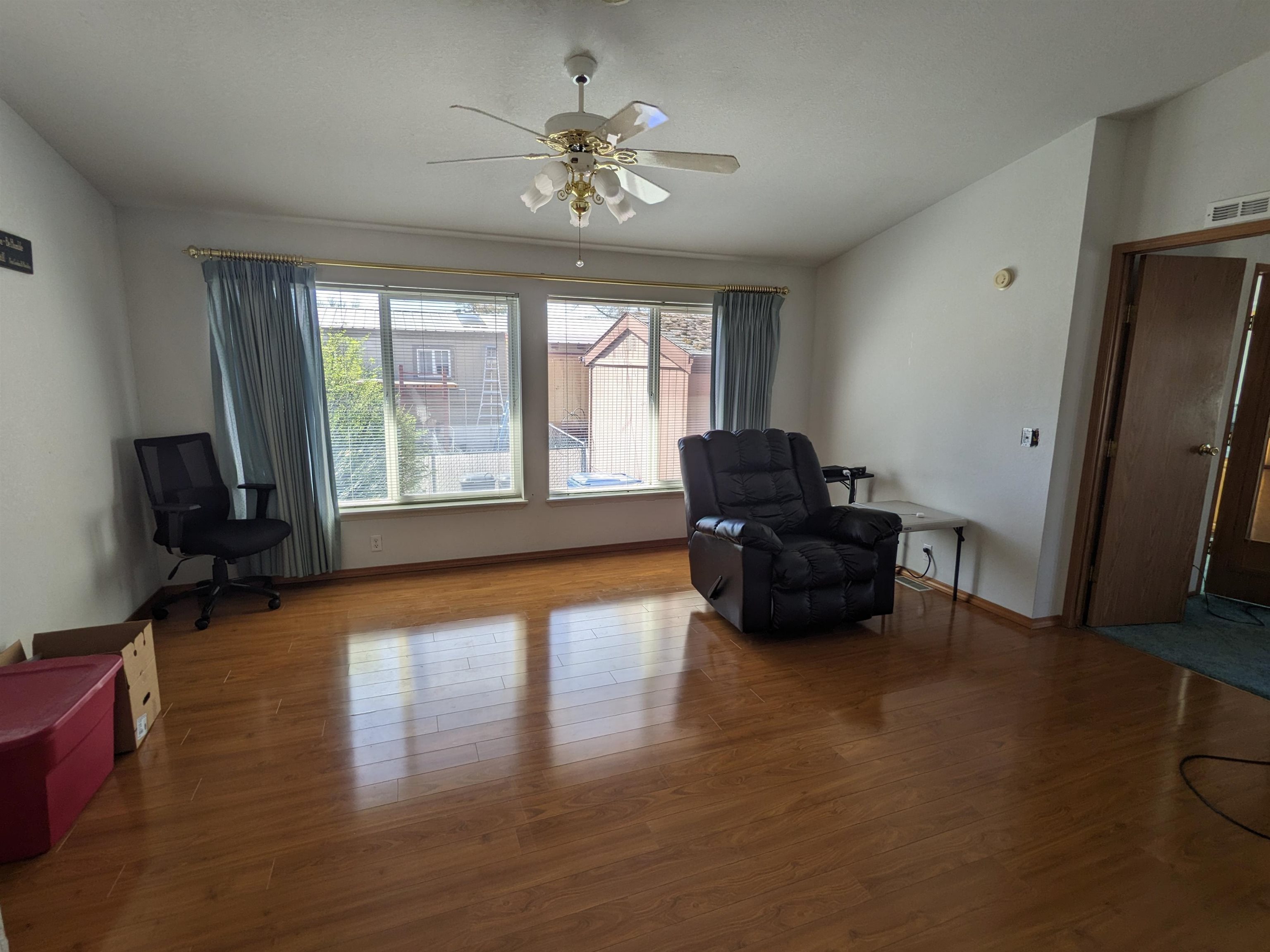 4112 East Center Road, Unit 35 Mead, WA 99021 - Photo 29 of 41 Gallery Image 29