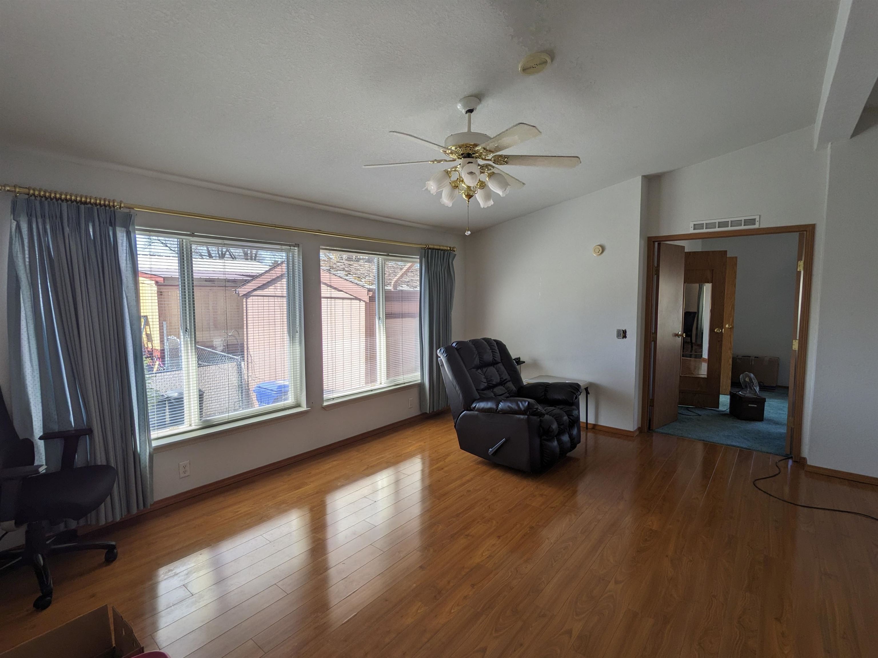 4112 East Center Road, Unit 35 Mead, WA 99021 - Photo 30 of 41 Gallery Image 30