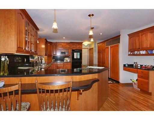 24 Woodstone Road Northborough, MA 01532 - Photo 11 of 28 Gallery Image 11