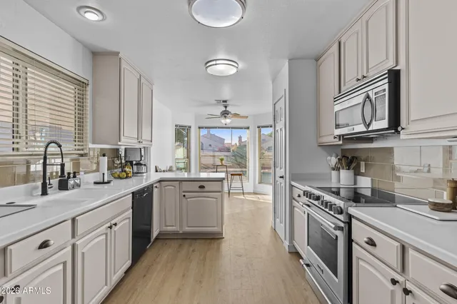 $625,000 | 3925 East Wildwood Drive, Phoenix, AZ 85048