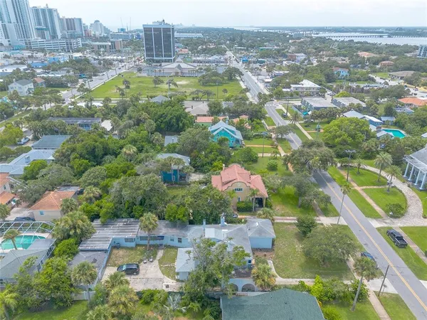 $499,999 | 724 North Oleander Avenue, Daytona Beach, FL 32118
