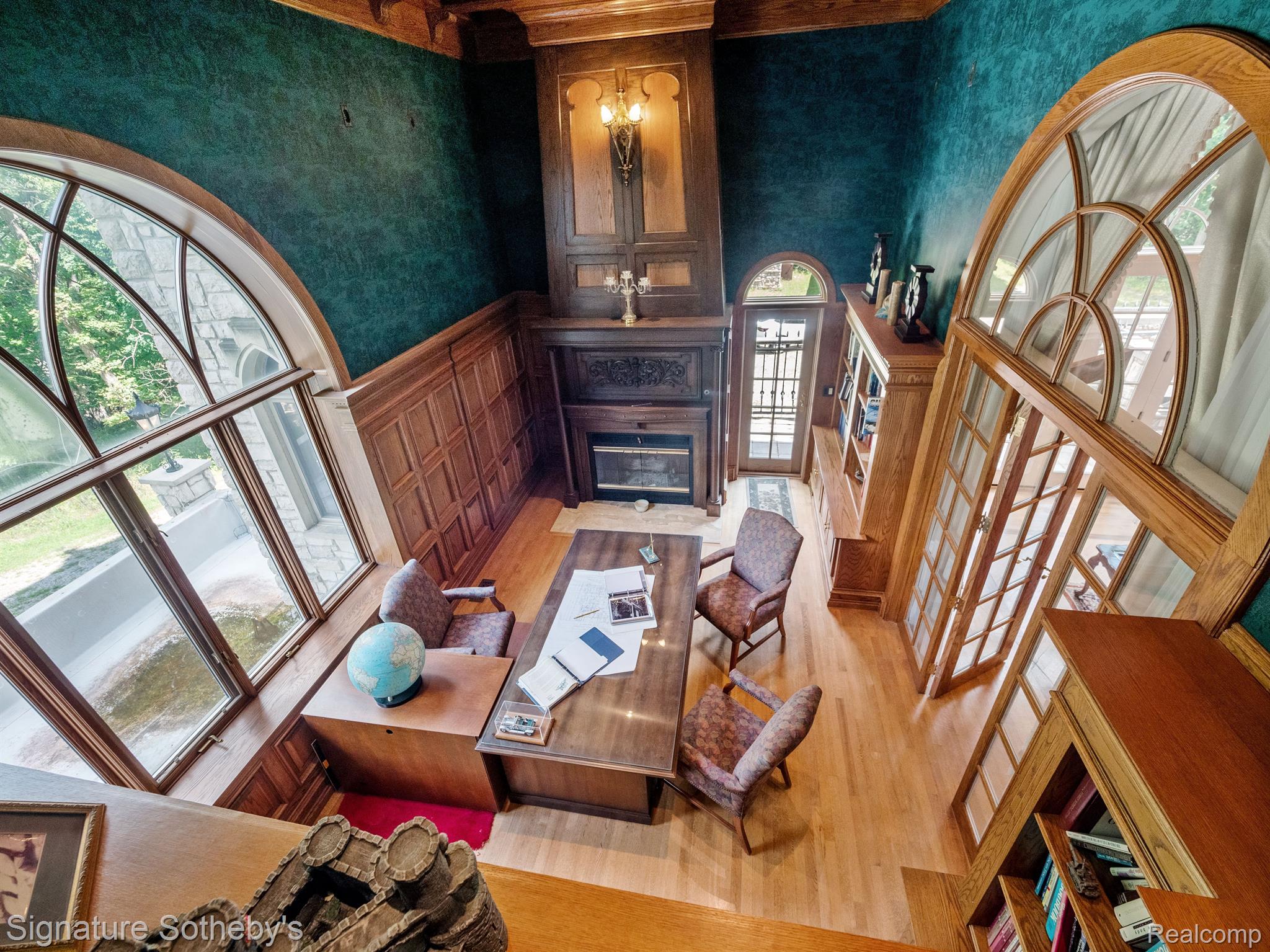 2009 Victoria Hill Drive Rochester, MI 48306 - Photo 29 of 98 Gallery Image 29