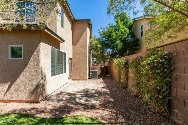 $1,995 | 10315 Elmwood Glen Avenue, Las Vegas, NV 89166