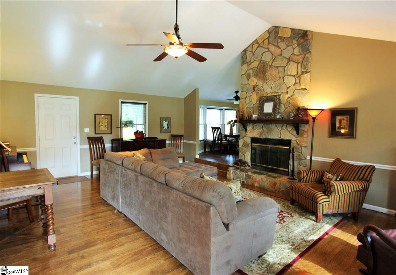 15 Chestnut Ridge Drive Inman, SC 29349 - Photo 3 of 26