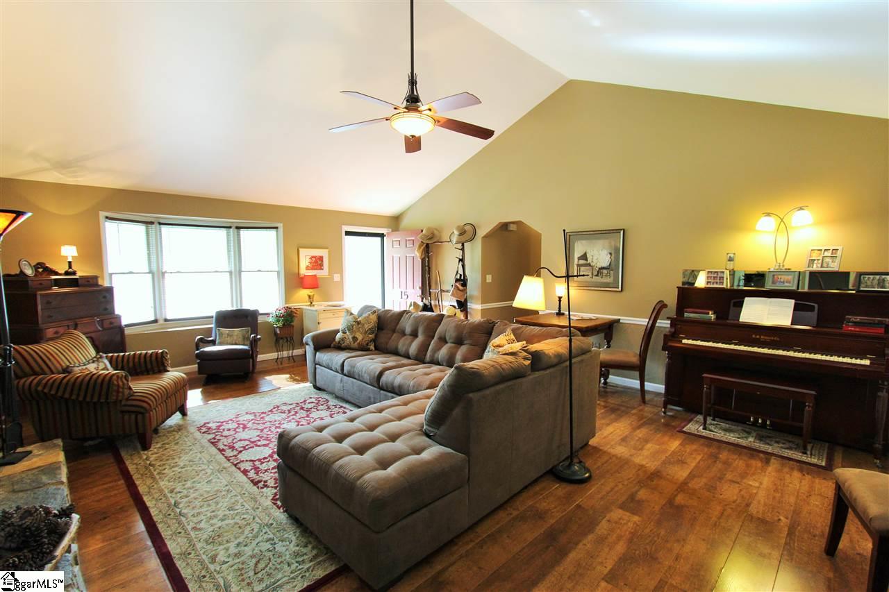 15 Chestnut Ridge Drive Inman, SC 29349 - Photo 4 of 26