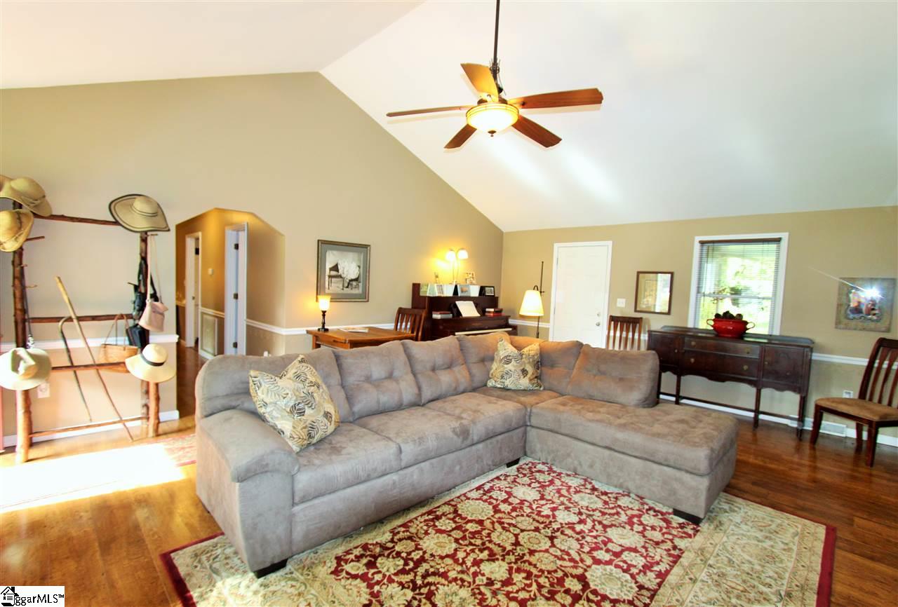 15 Chestnut Ridge Drive Inman, SC 29349 - Photo 5 of 26