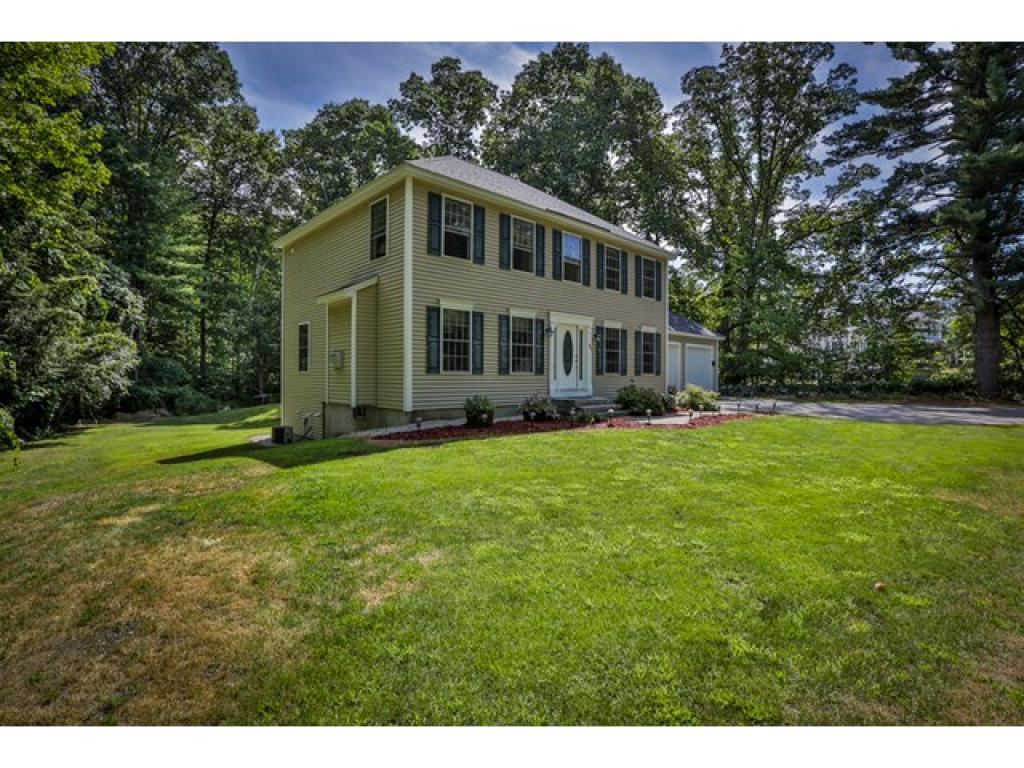 428 Osgood Road Milford, NH 03055 - Photo 3 of 32