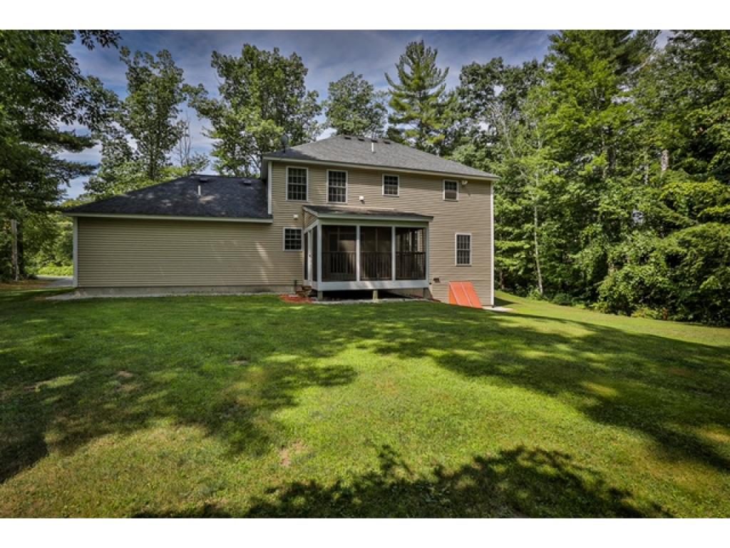 428 Osgood Road Milford, NH 03055 - Photo 6 of 32