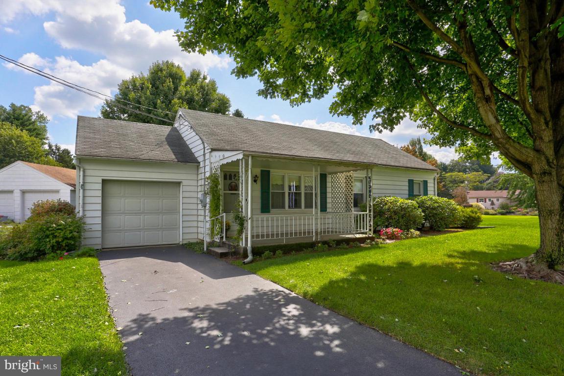 1349 Lititz Road Manheim, PA 17545 - Photo 2 of 33