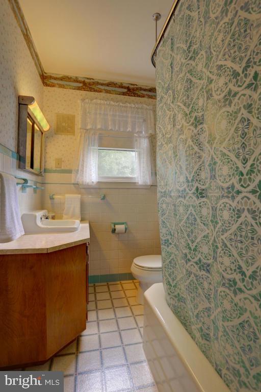 1349 Lititz Road Manheim, PA 17545 - Photo 25 of 33