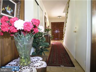 717 Raikes Road Huntingdon Valley, PA 19006 - Photo 2 of 11 Gallery Image 2