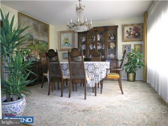 717 Raikes Road Huntingdon Valley, PA 19006 - Photo 4 of 11 Dining Room