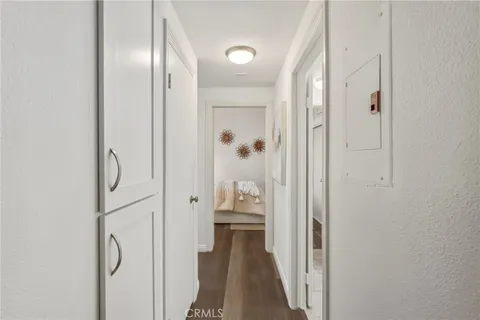 $425,000 | 2426 Pleasant Way, Unit E, Thousand Oaks, CA 91362