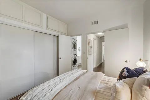 $425,000 | 2426 Pleasant Way, Unit E, Thousand Oaks, CA 91362